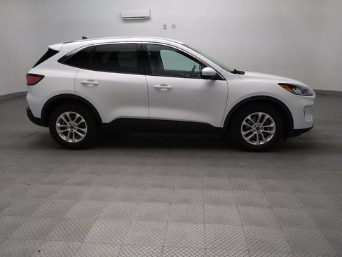 Used 2021 Ford Escape SE FWD image 11