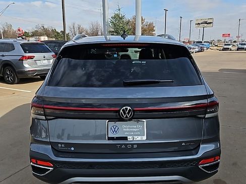 New 2026 Volkswagen Taos SE AWD/4WD image 6