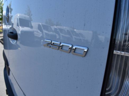 New 2025 Mercedes-Benz Sprinter 2500 image 18
