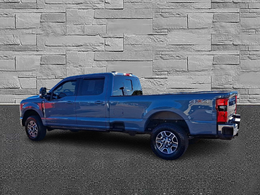 Used 2023 Ford F350 Lariat AWD/4WD image 7