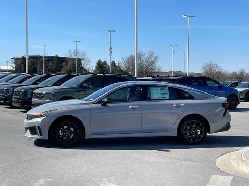 New 2026 Kia K5 GT-Line image 4
