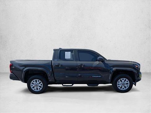Used 2025 Toyota Tacoma SR5 RWD image 4