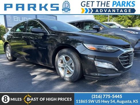 Used 2023 Chevrolet Malibu LT image 1