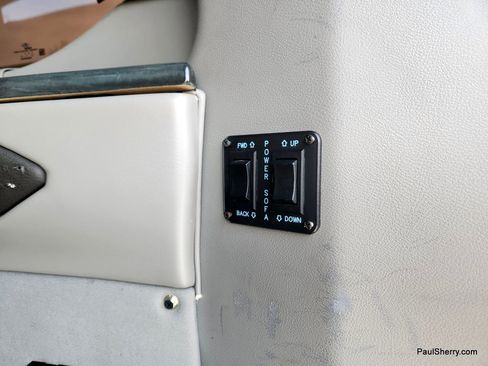 Used 2017 Ford Transit 150 XLT image 26