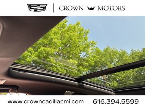 New 2026 Cadillac Vistiq Sport image 28