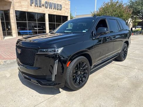 Used 2021 Cadillac Escalade Sport w/ Driver Assist Tech Package AWD/4WD image 2