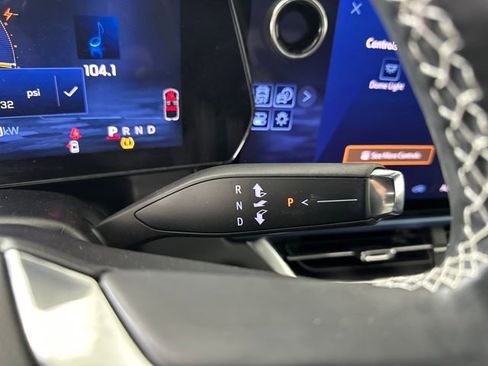 Used 2024 Chevrolet Equinox EV LT image 20