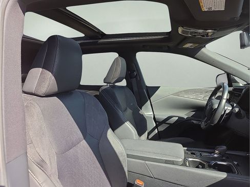 Used 2024 Lexus RX 450h AWD w/ Luxury Package image 15