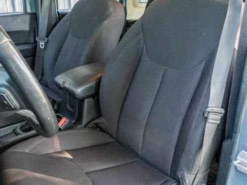 Used 2014 Jeep Wrangler Unlimited Sport w/ Quick Order Package 23S AWD/4WD image 19