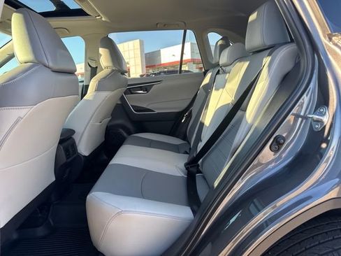 Used 2025 Toyota RAV4 XLE Premium image 16