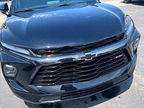 Used 2024 Chevrolet Blazer RS w/ Enhanced Convenience Package AWD/4WD image 3