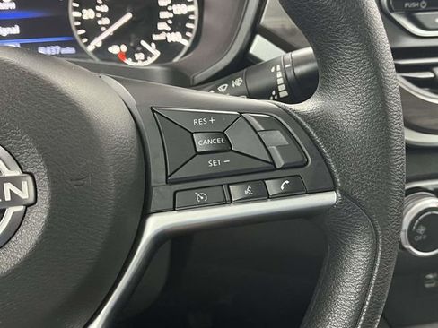 Used 2024 Nissan Altima 2.5 SV image 27