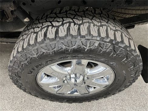 Used 2014 Ford F150 XLT w/ Equipment Group 302A Luxury image 19