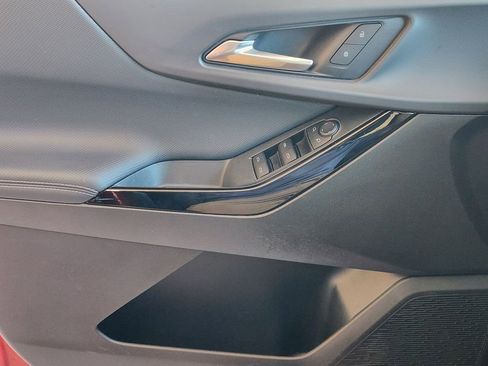 Used 2026 Chevrolet Equinox LT image 22