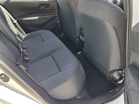 Used 2025 Toyota Corolla LE FWD image 15