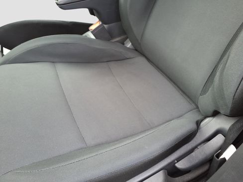 Used 2023 Nissan Kicks S FWD image 17