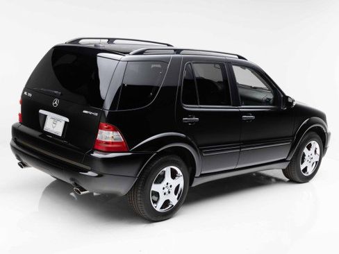 Used 2002 Mercedes-Benz ML 55 AMG 4MATIC image 3