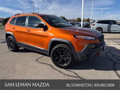 Used 2016 Jeep Cherokee Trailhawk w/ Comfort/Convenience Group