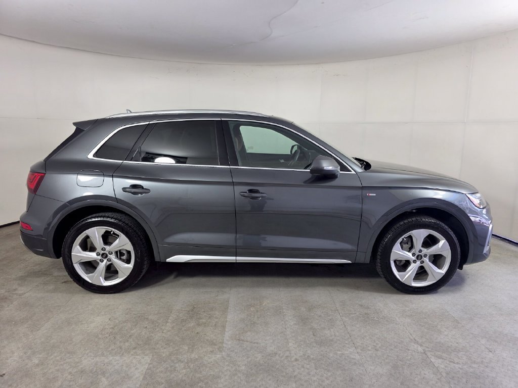 Used 2024 Audi Q5 2.0T Premium Plus AWD/4WD image 3