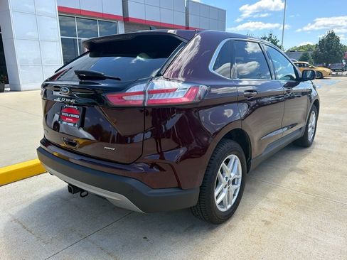Used 2022 Ford Edge SEL w/ Convenience Package AWD/4WD image 4