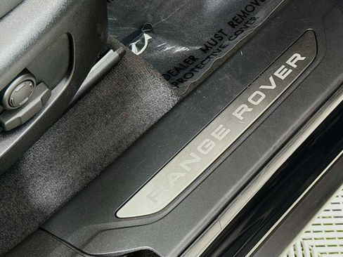 Used 2026 Land Rover Range Rover Velar Dynamic SE image 30