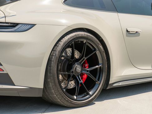 Used 2022 Porsche 911 GT3 RWD image 37