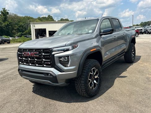 New 2026 GMC Canyon AT4X image 2