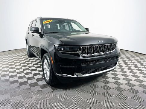 Certified 2023 Jeep Grand Cherokee L Limited AWD/4WD image 2