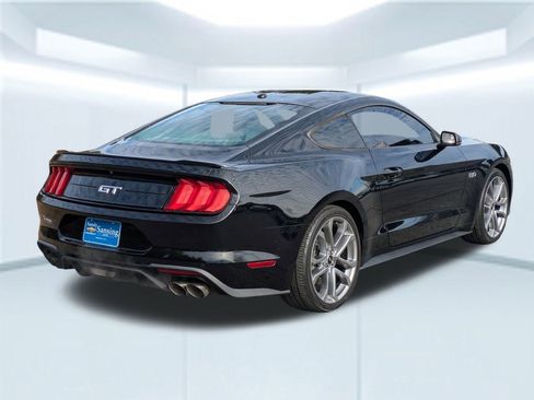 Used 2019 Ford Mustang GT Premium image 6