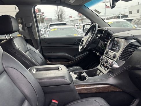 Used 2019 Chevrolet Tahoe LT image 14