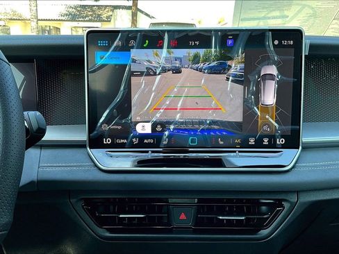 New 2026 Volkswagen Tiguan SE R-Line image 12