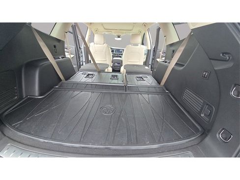 Used 2023 Buick Enclave Avenir w/ Avenir Technology Package image 36