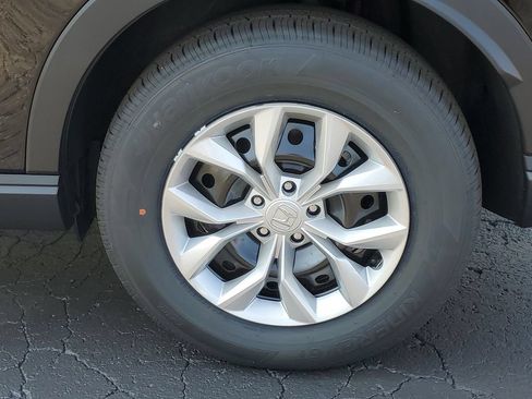 New 2026 Honda CR-V LX image 5
