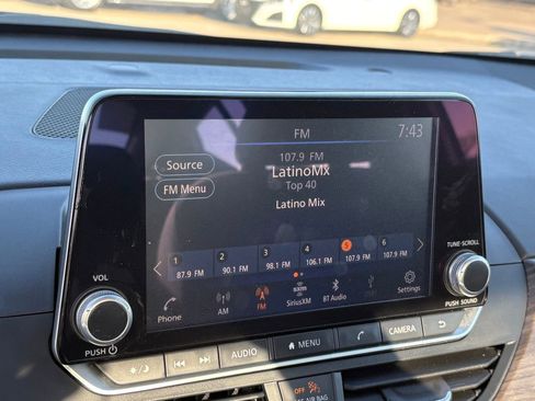 Certified 2025 Nissan Altima 2.5 SV image 24