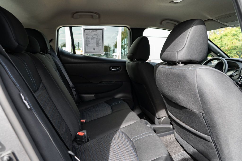 Used 2025 Nissan Leaf S FWD image 26