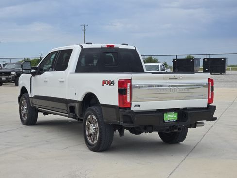 Used 2025 Ford F250 King Ranch w/ FX4 Off-Road Package AWD/4WD image 6
