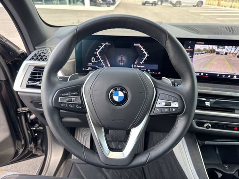 Used 2025 BMW X5 xDrive40i w/ Premium Package AWD/4WD image 29