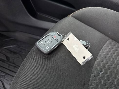 Used 2020 GMC Terrain SLE w/ Driver Convenience Package image 30