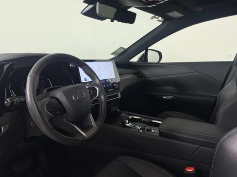 Used 2024 Lexus RX 350 Premium Plus w/ Convenience Package FWD image 4