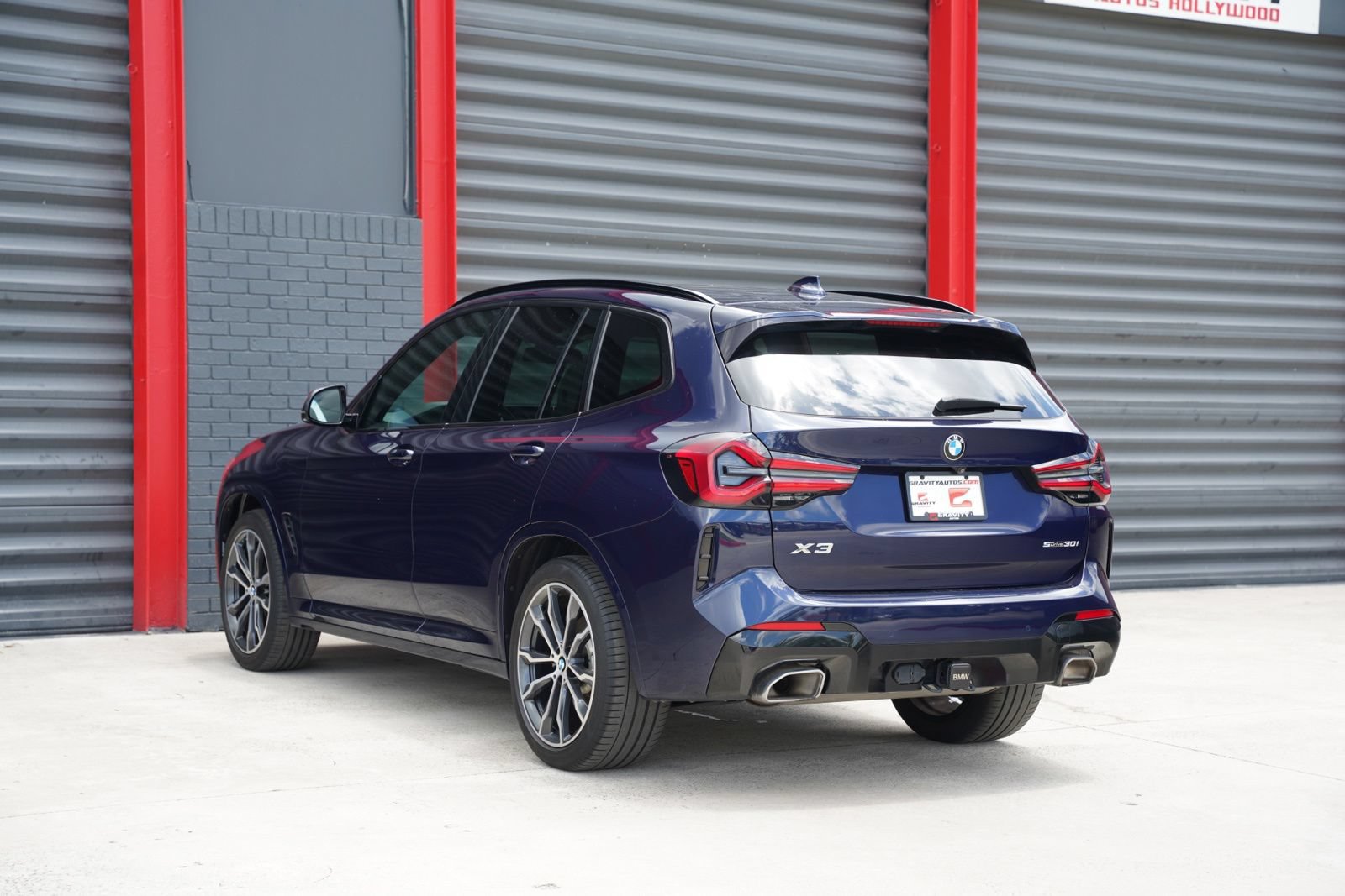 Used 2022 BMW X3 sDrive30i w/ M Sport Package 2 RWD image 11