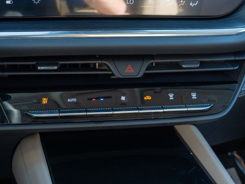 New 2025 Buick Envision Preferred image 14