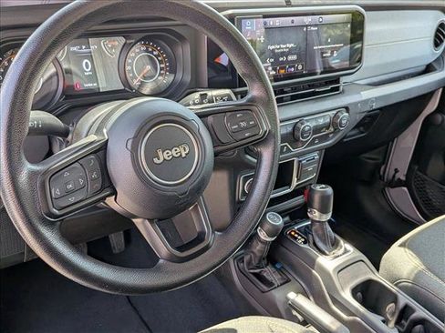 Used 2024 Jeep Wrangler Sport AWD/4WD image 10