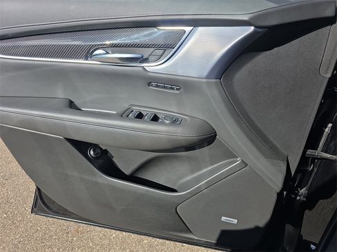 Certified 2024 Cadillac XT6 Sport image 26
