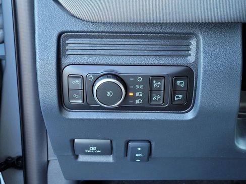 New 2026 Ford F250 Platinum image 39