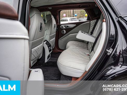 Used 2023 BMW XM w/ M Driver's Package image 21