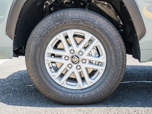 New 2026 Toyota Tundra SR5 AWD/4WD image 17
