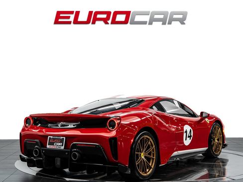 Used 2020 Ferrari 488 Pista Coupe RWD image 5