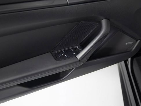 Certified 2022 Porsche 911 GT3 image 21