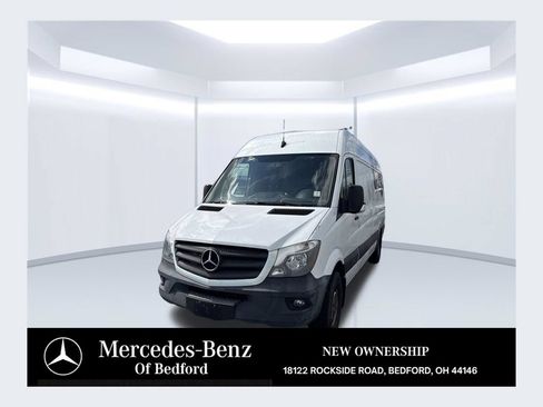 Used 2015 Mercedes-Benz Sprinter 2500 image 1