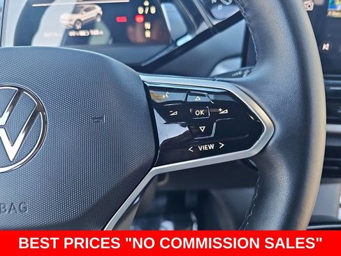 Used 2023 Volkswagen ID.4 Pro AWD/4WD image 17